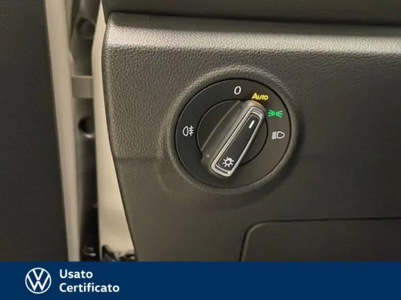 Volkswagen T-Roc usata a Vicenza (17)