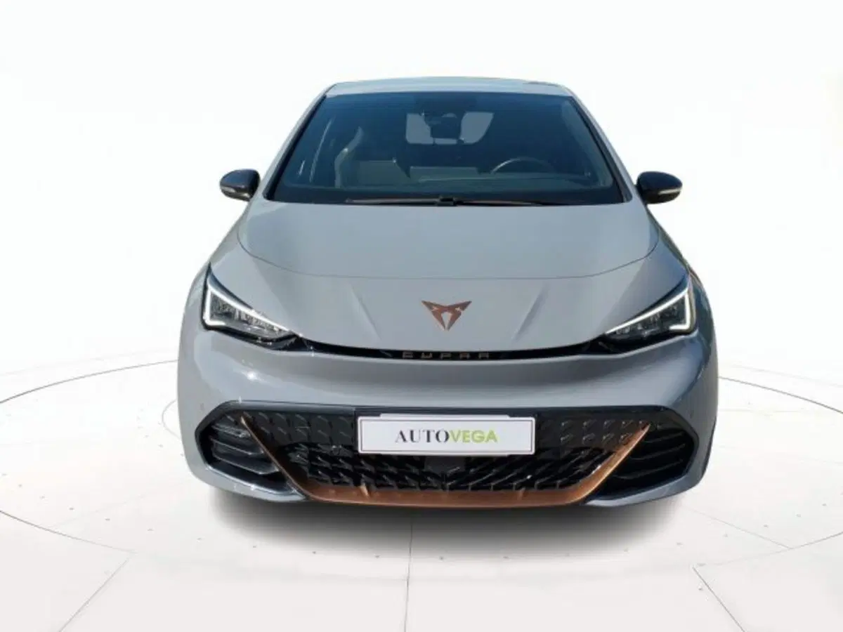 Cupra Born usata a Vicenza (2)