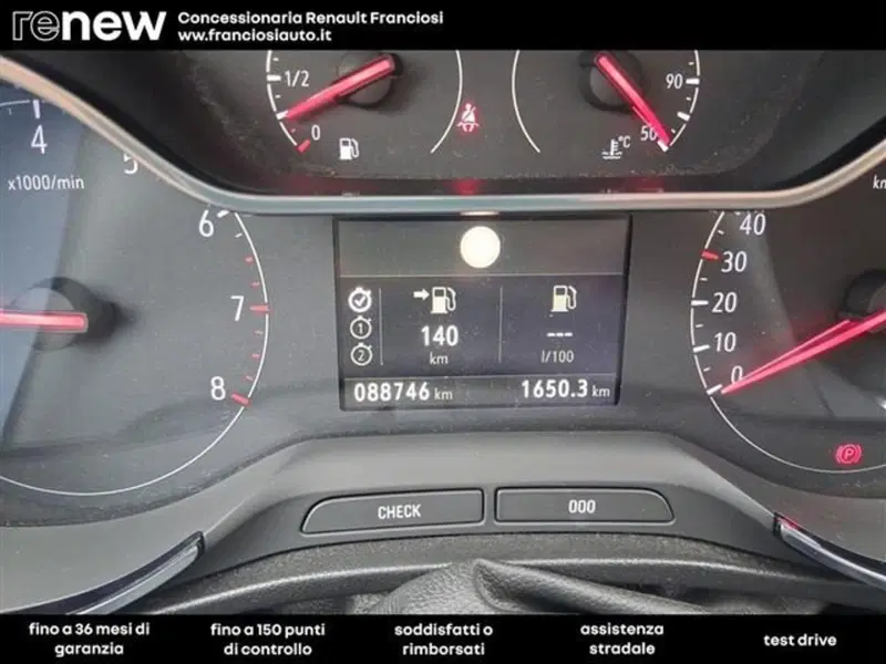 Opel Crossland X usata a Modena (9)