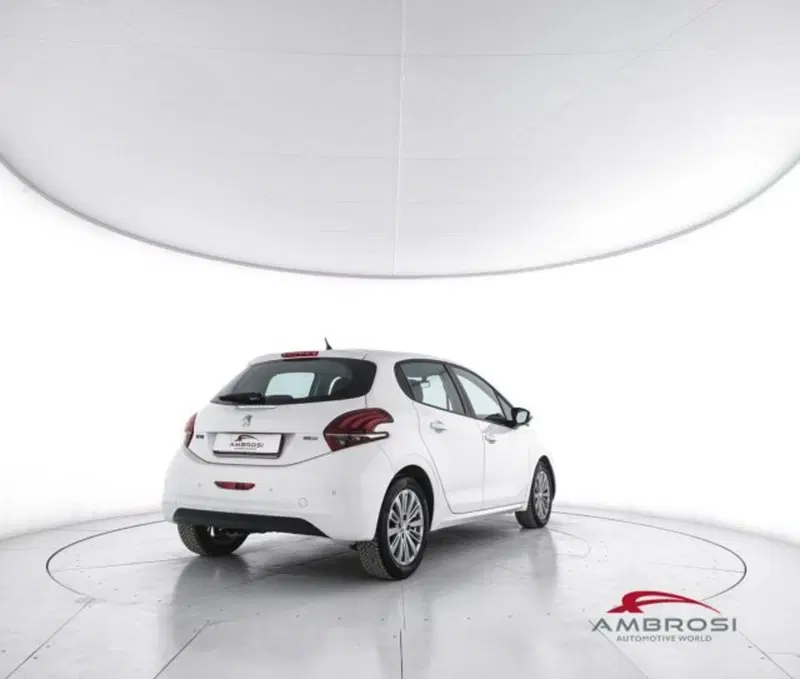 Peugeot 208 usata a Perugia (3)
