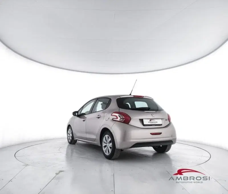 Peugeot 208 usata a Perugia (4)
