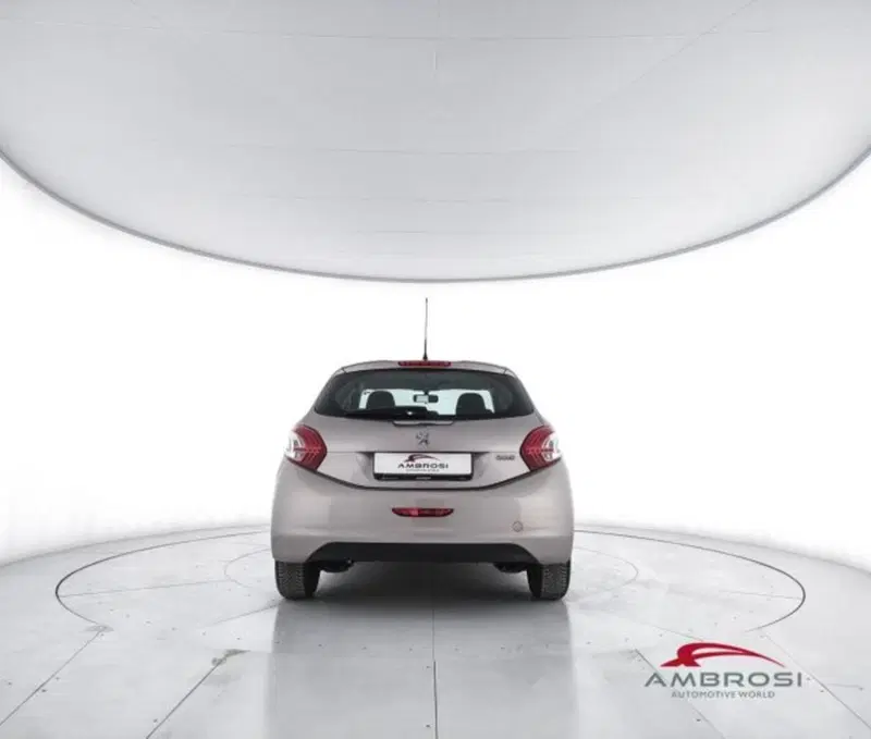Peugeot 208 usata a Perugia (6)
