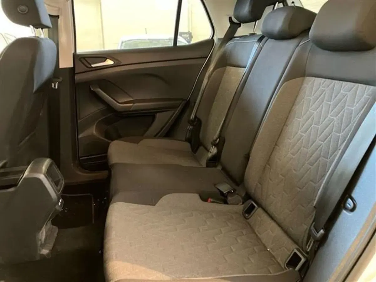 Volkswagen T-Cross usata a Como (12)