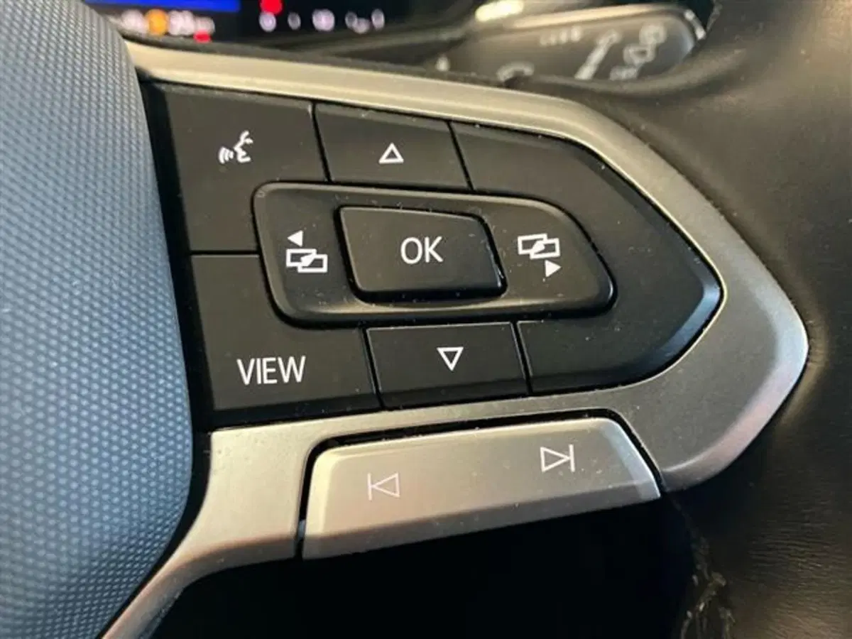 Volkswagen T-Cross usata a Como (20)