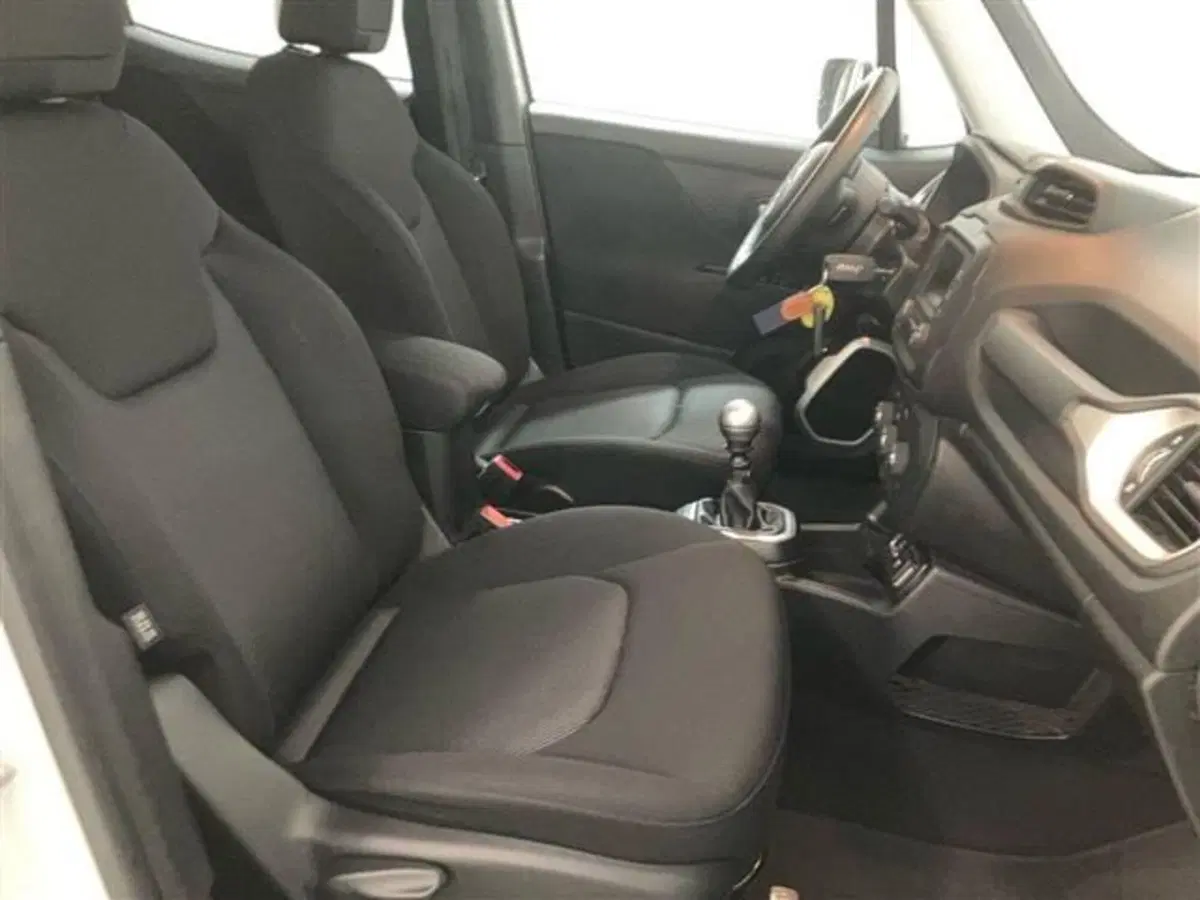 Jeep Renegade usata a Como (11)