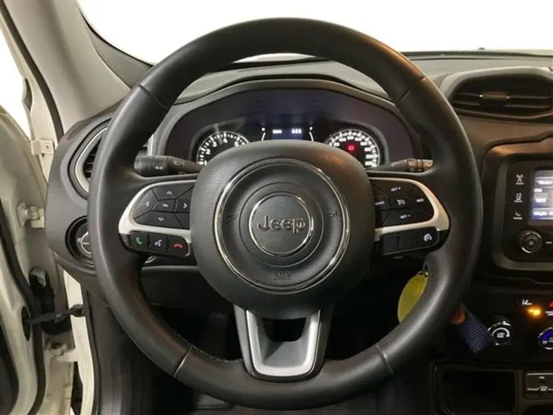Jeep Renegade usata a Como (17)