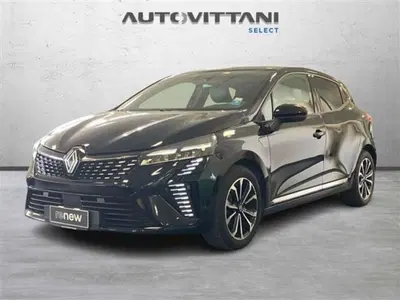 Renault Clio 1.0 tce Techno 90cv del 2025 usata a Como