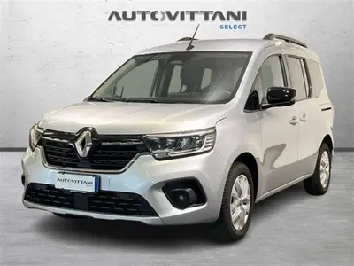 Renault Kangoo 1.3 tce Equilibre 130cv edc del 2023 usata a Como