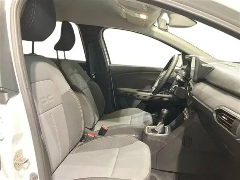 Dacia Jogger usata a Como (11)