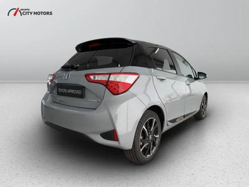 Toyota Yaris usata a Monza e Brianza (7)
