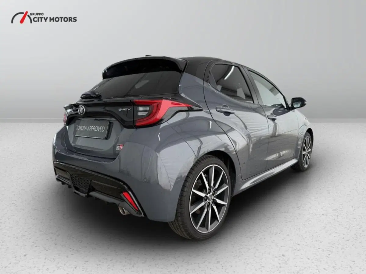 Toyota Yaris Cross usata a Monza e Brianza (6)