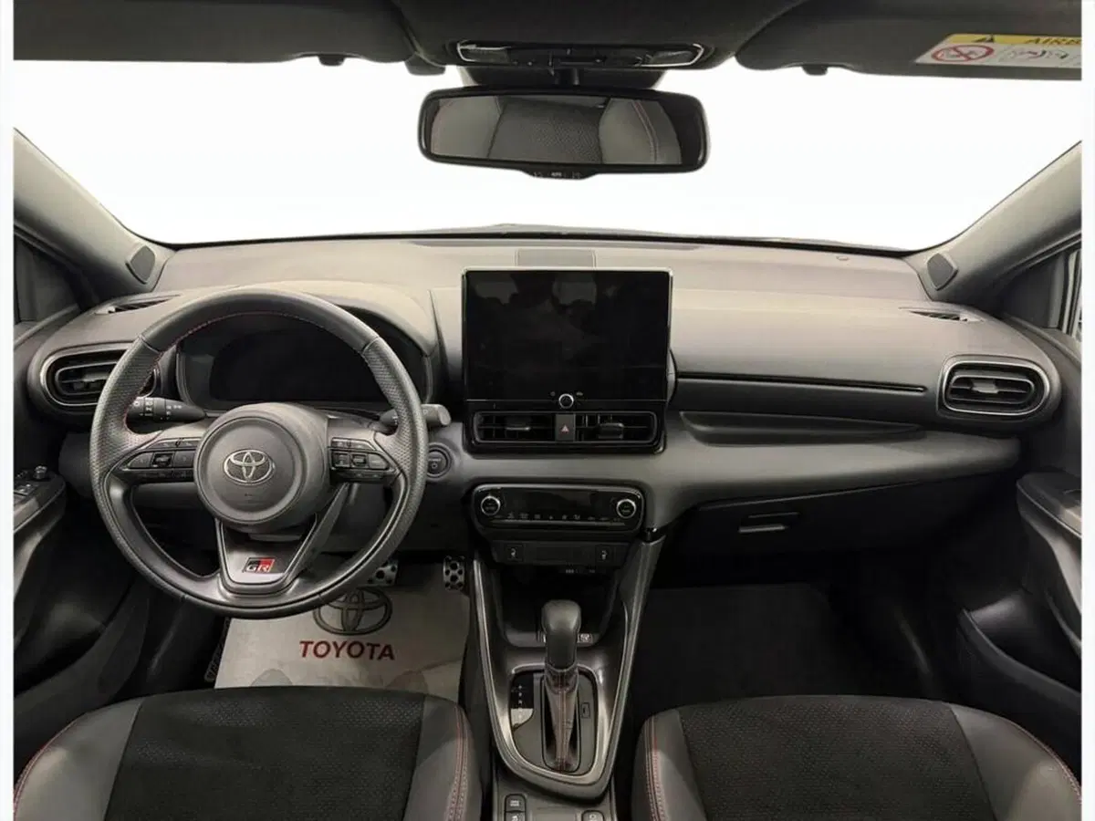 Toyota Yaris Cross usata a Monza e Brianza (8)