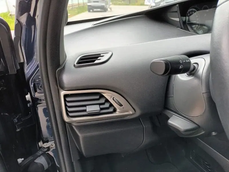 Lancia Ypsilon usata a Bari (10)
