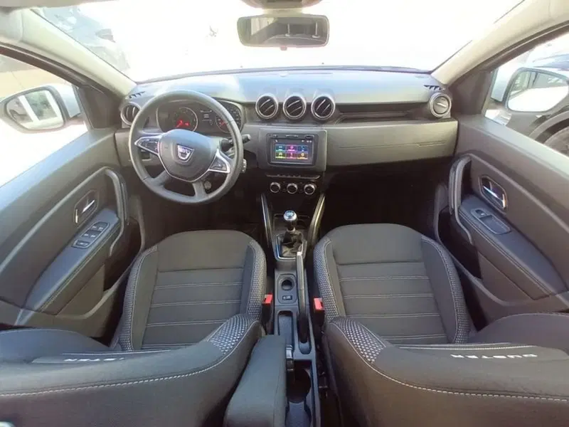 Dacia Duster usata a Bari (11)