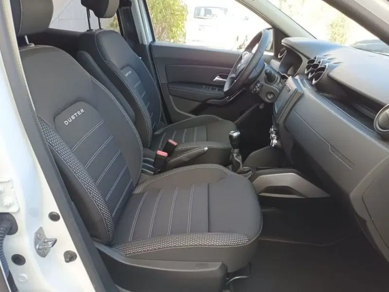 Dacia Duster usata a Bari (14)
