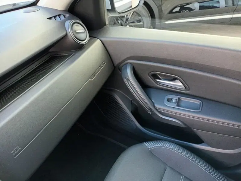 Dacia Duster usata a Bari (4)