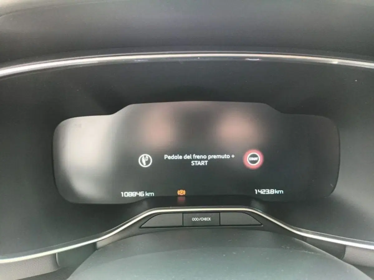 Citroen C5 Aircross usata a Bari (11)