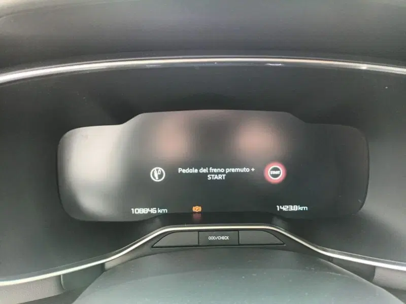 Citroen C5 Aircross usata a Bari (11)