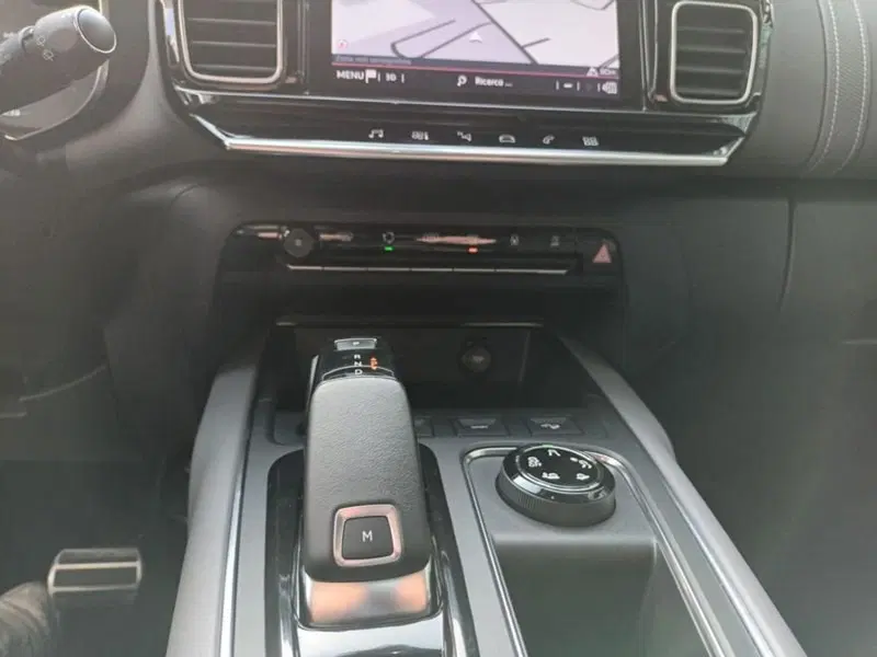 Citroen C5 Aircross usata a Bari (13)
