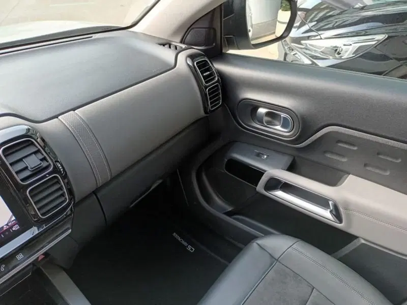 Citroen C5 Aircross usata a Bari (16)
