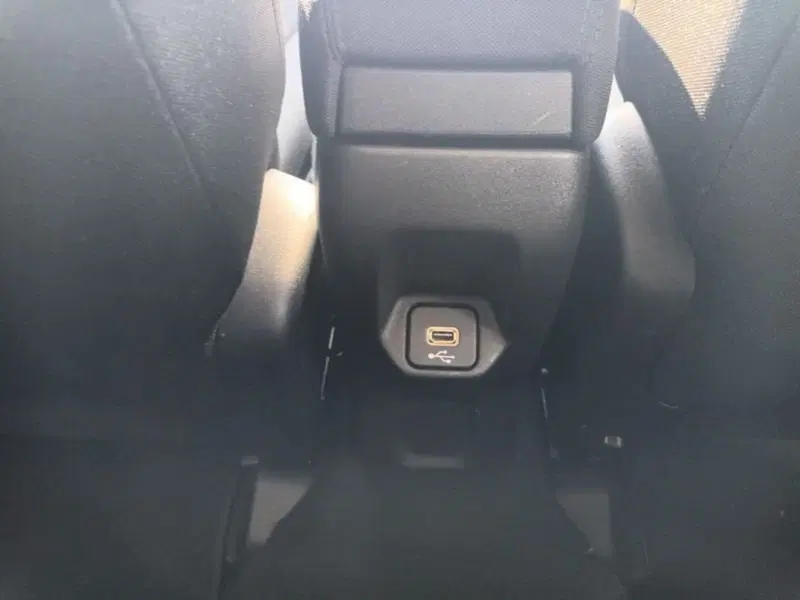Jeep Renegade usata a Bari (17)
