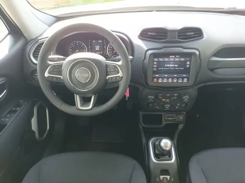 Jeep Renegade usata a Bari (18)