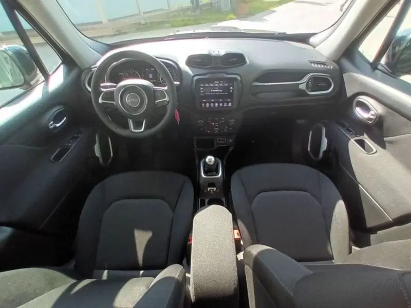 Jeep Renegade usata a Bari (19)