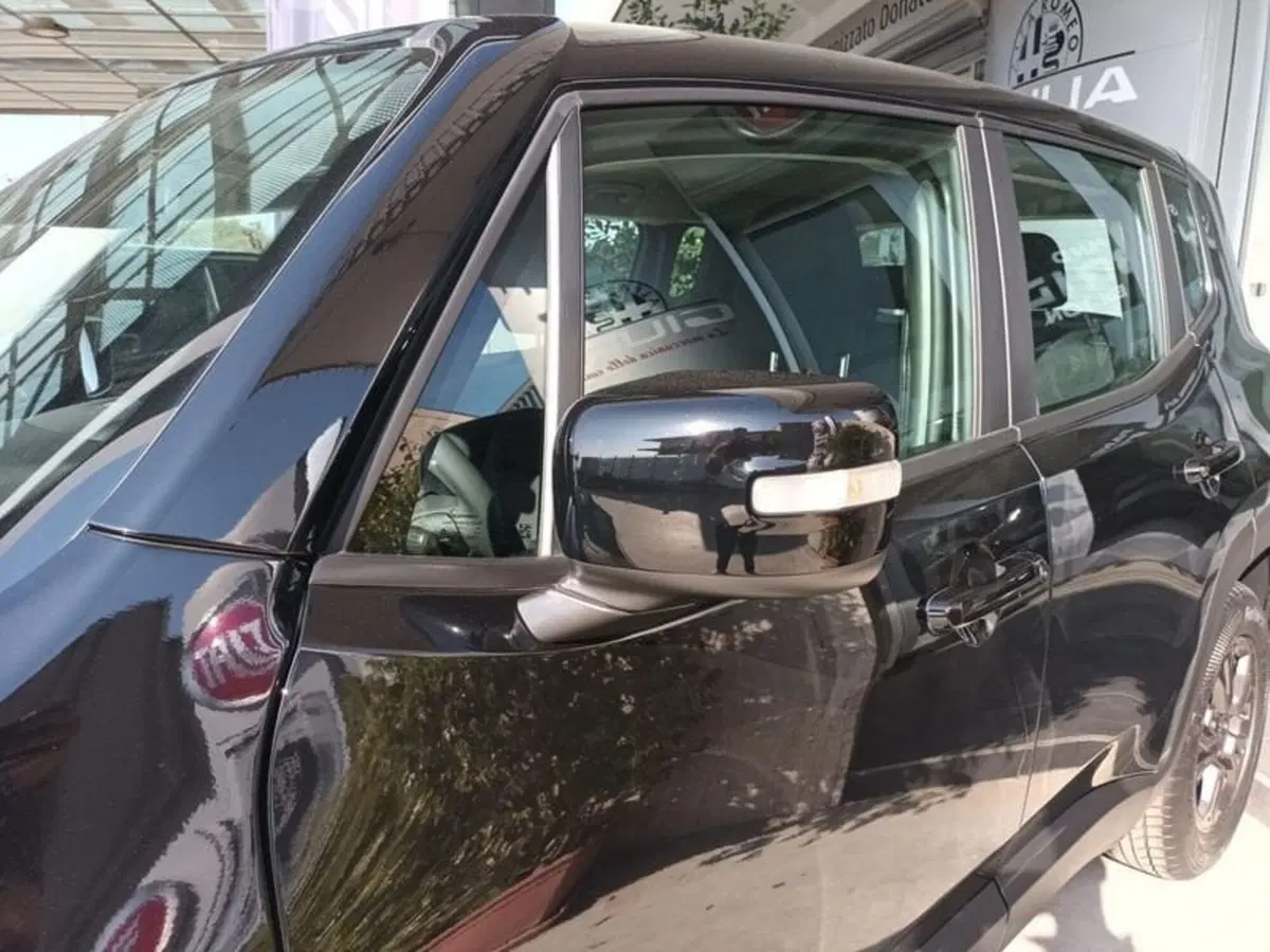 Jeep Renegade usata a Bari (8)