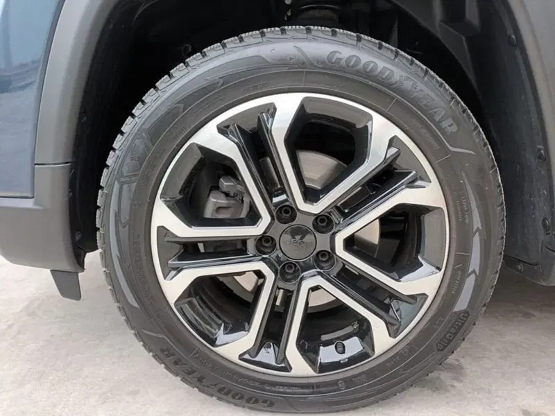 Jeep Compass usata a Bari (2)