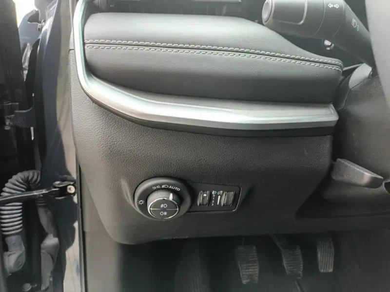 Jeep Compass usata a Bari (9)