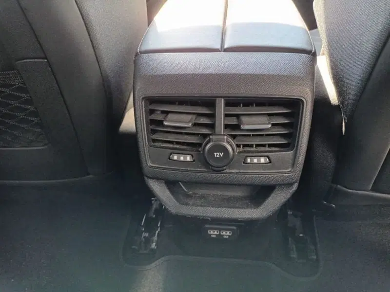 Peugeot 3008 usata a Bari (16)