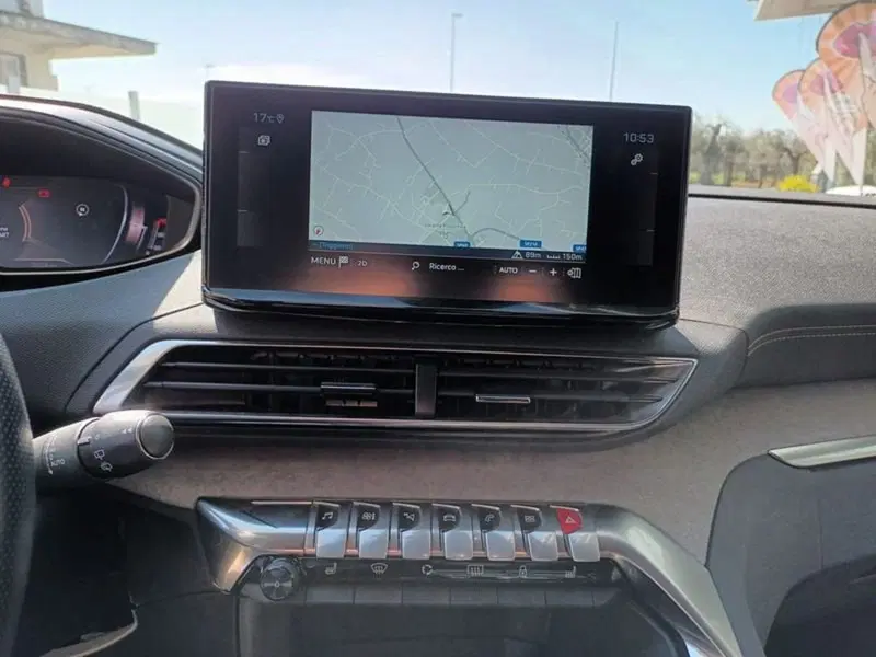 Peugeot 3008 usata a Bari (6)