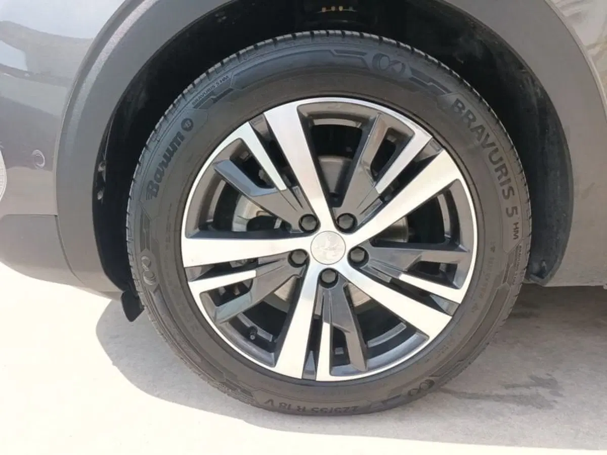 Peugeot 3008 usata a Bari (8)
