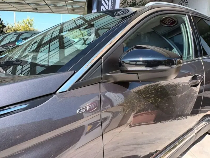 Peugeot 3008 usata a Bari (9)