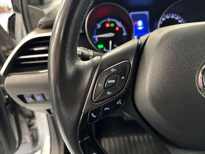 Toyota Toyota C-HR usata a Prato (14)