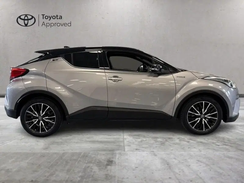 Toyota Toyota C-HR usata a Prato (5)
