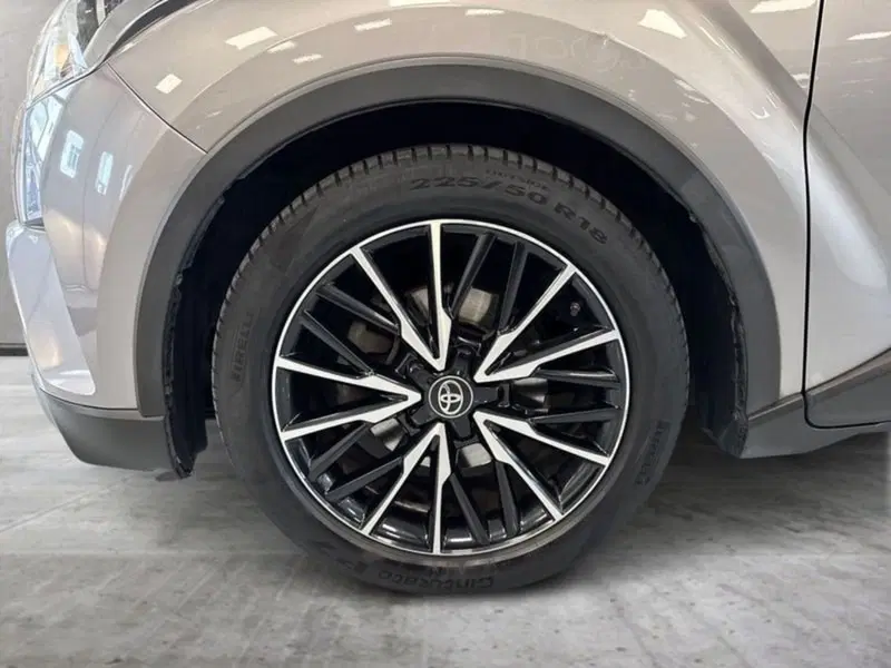 Toyota Toyota C-HR usata a Prato (8)