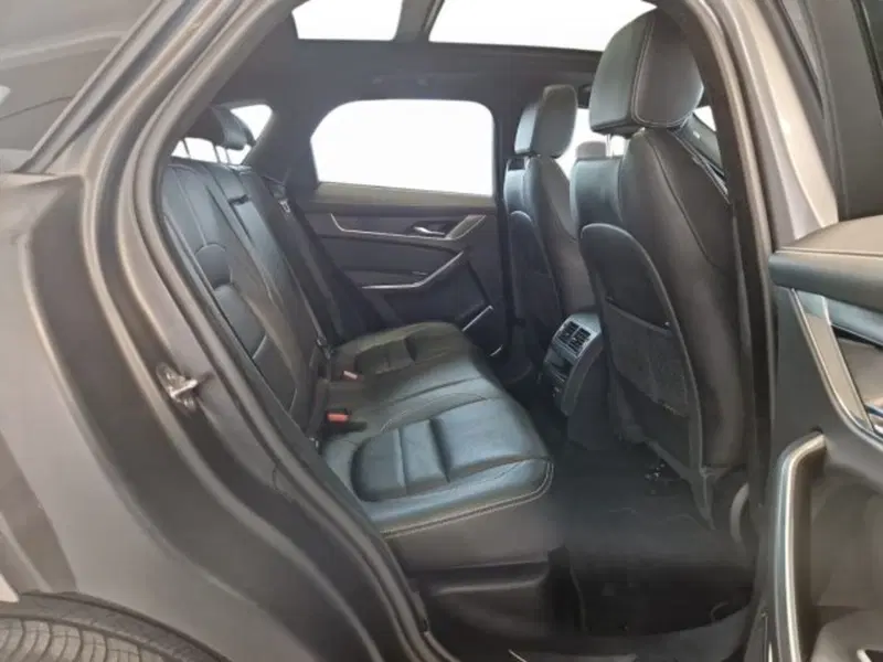 Jaguar F-Pace usata a Modena (3)