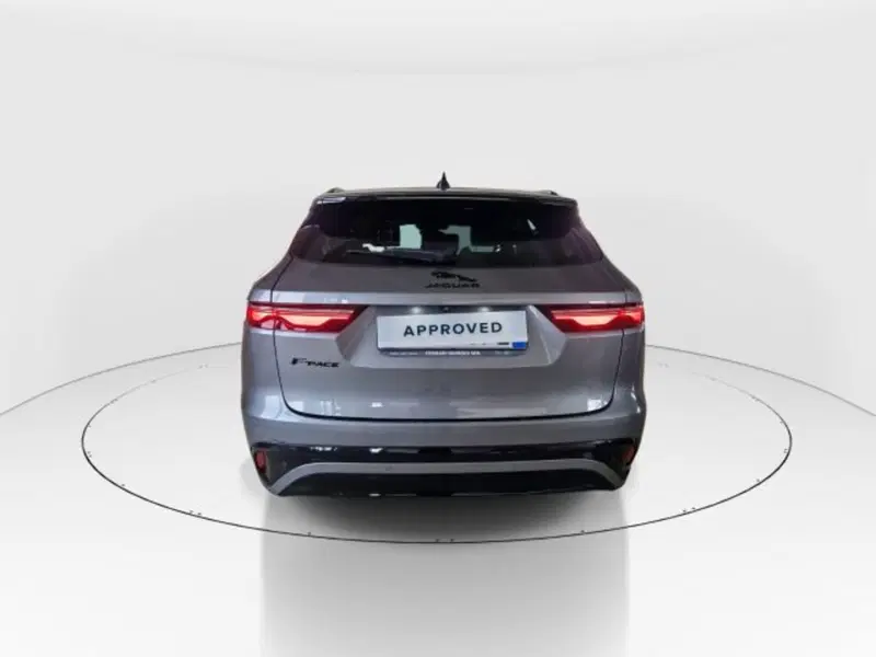 Jaguar F-Pace usata a Modena (7)