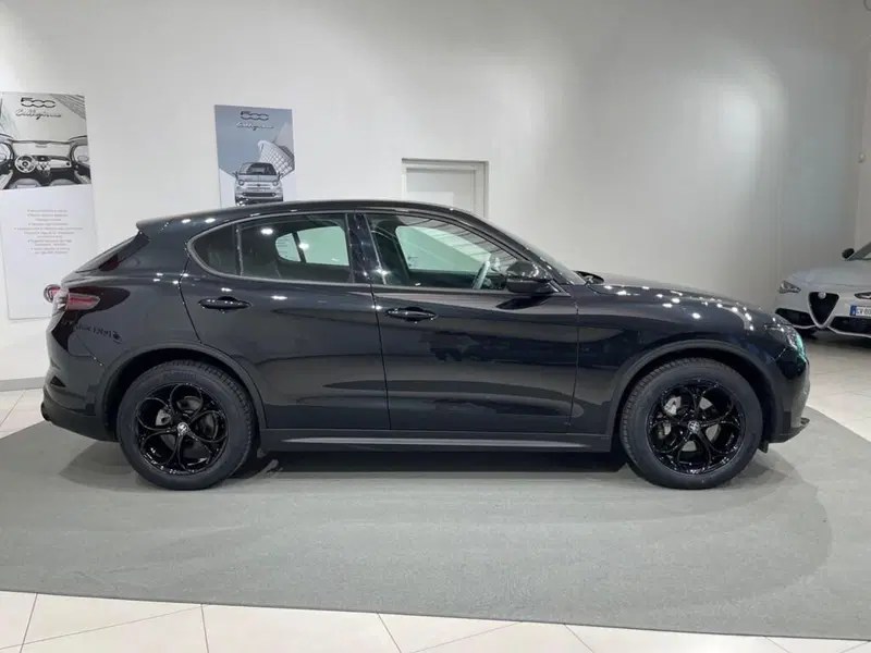 Alfa Romeo Stelvio usata a Sondrio (2)