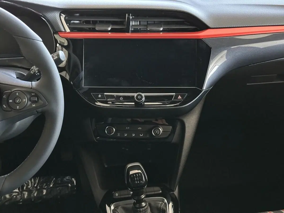 Opel Corsa nuova a Sondrio (13)
