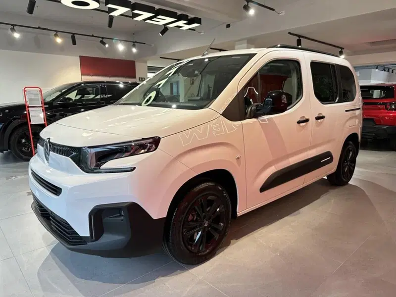 Citroen Berlingo nuova a Sondrio