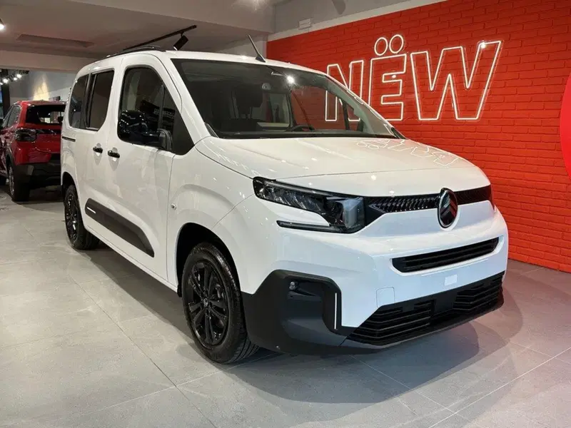 Citroen Berlingo nuova a Sondrio (6)