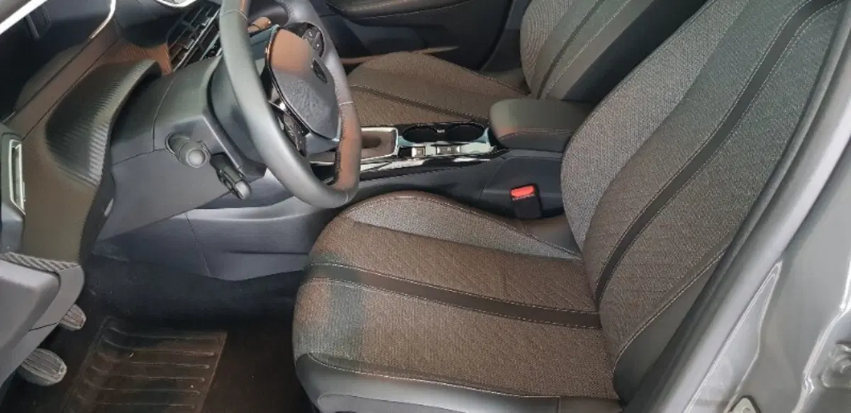 Peugeot 208 usata a Pordenone (13)