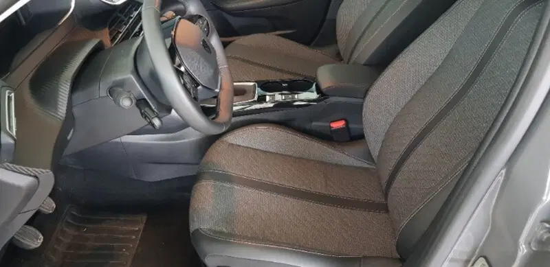 Peugeot 208 usata a Pordenone (13)