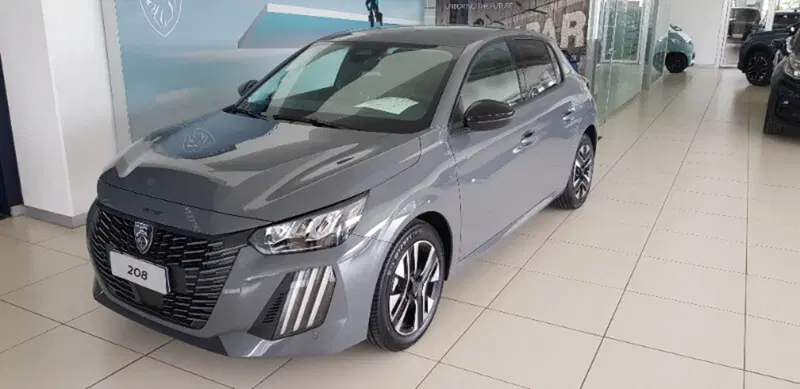 Peugeot 208 usata a Pordenone (3)