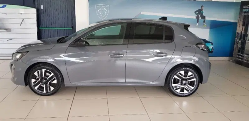 Peugeot 208 usata a Pordenone (7)