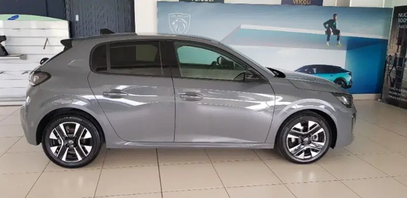 Peugeot 208 usata a Pordenone (8)
