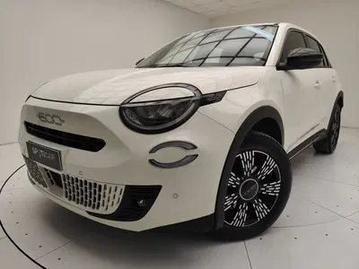 Fiat 600 1.2 hybrid 145cv auto del 2025 usata a Erba