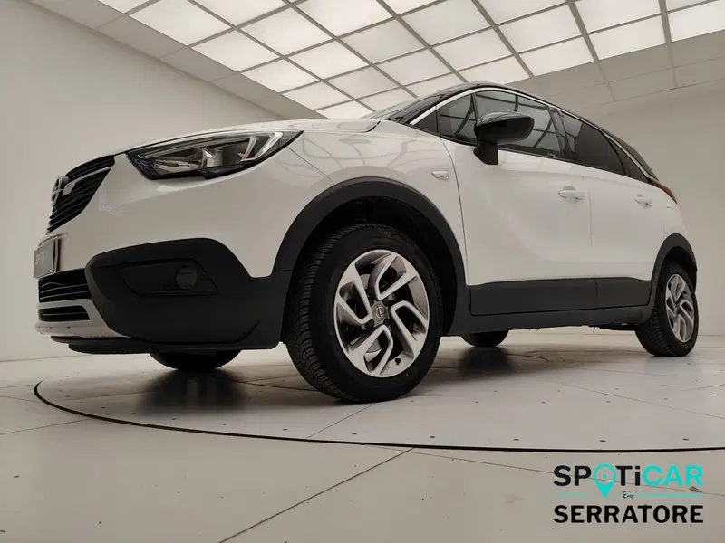Opel Crossland X usata a Como (14)